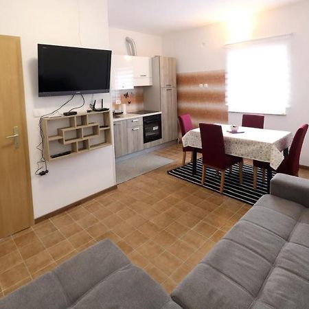 Veline Apartment Koper Bagian luar foto