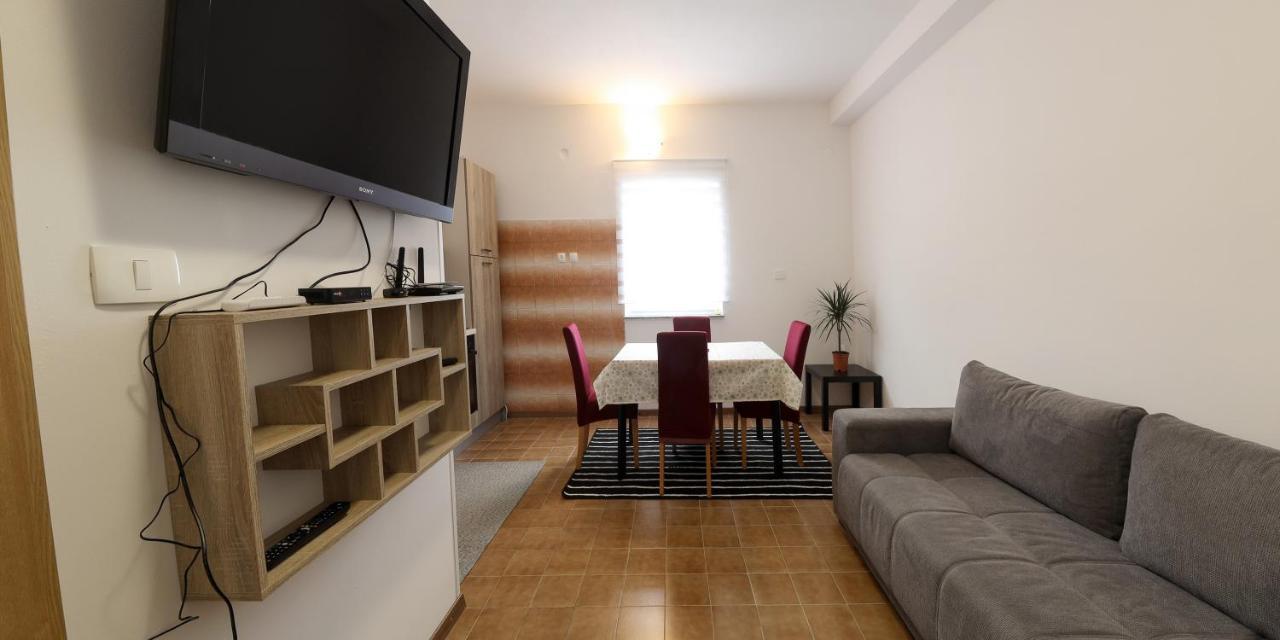 Veline Apartment Koper Bagian luar foto